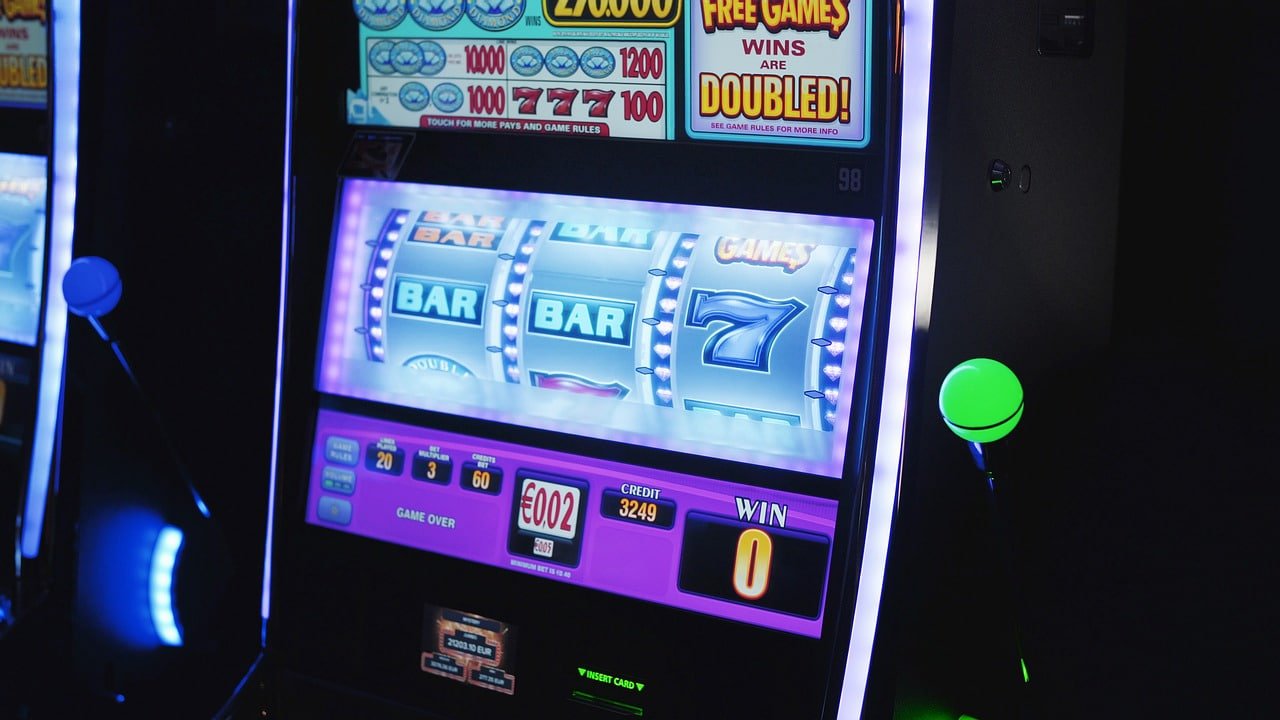 Pengguna aplikasi resmi pso77 mengakses fitur eksklusif untuk kenyamanan dalam bermain sports dan casino